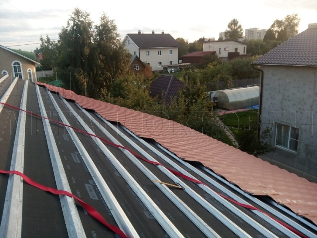 Металлочерепица Геркулес 8004 терракотовый Стальной Бархат от Центра Металлокровли в Москве